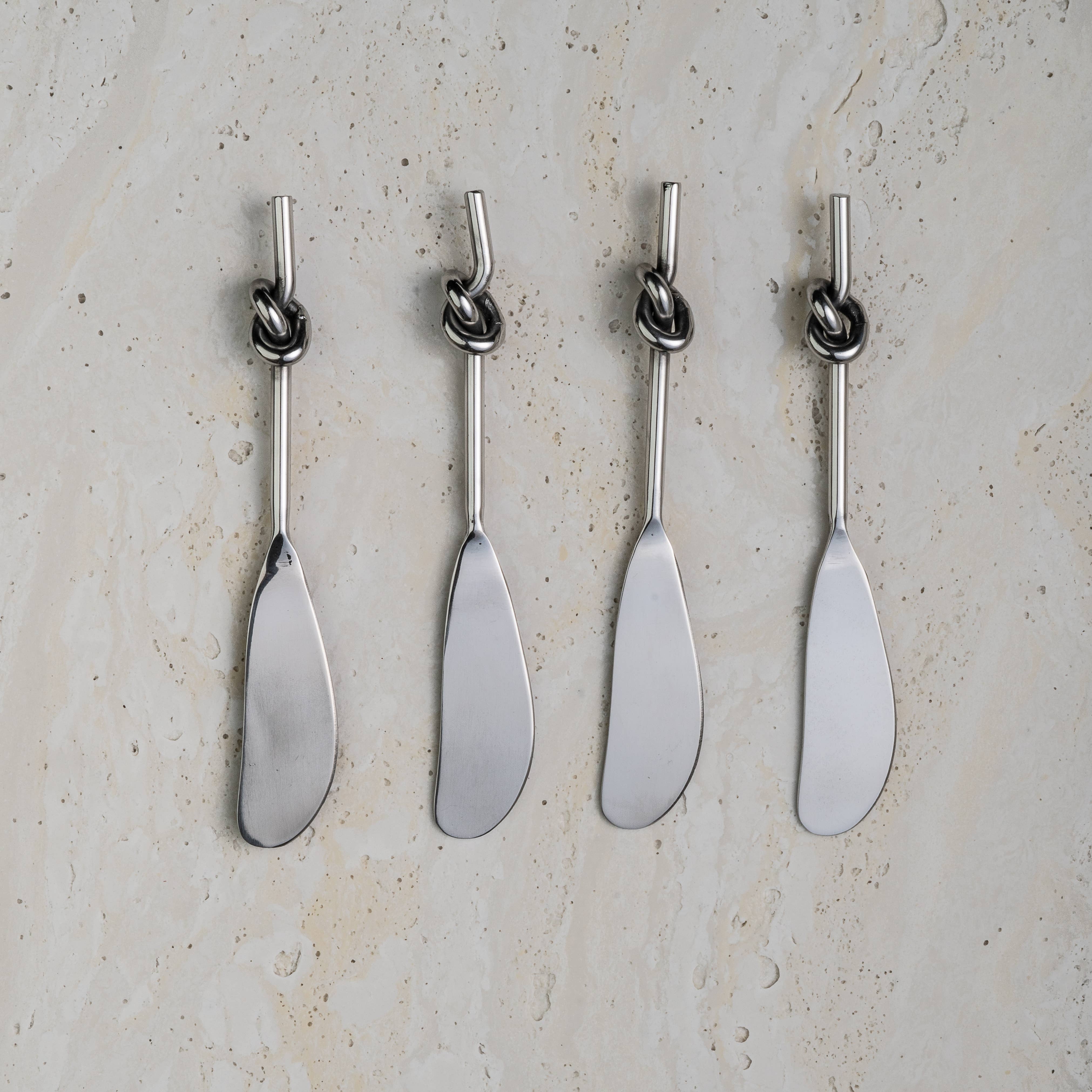 Knot Handle Spreaders