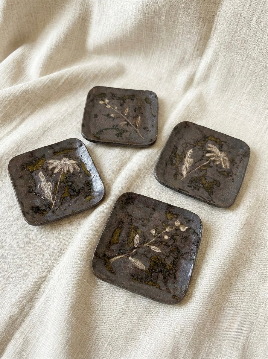 Mocha Square Floral Trays