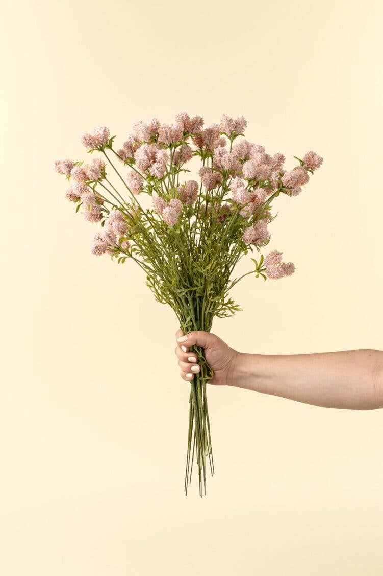 Dandelion Pom Pom Spray