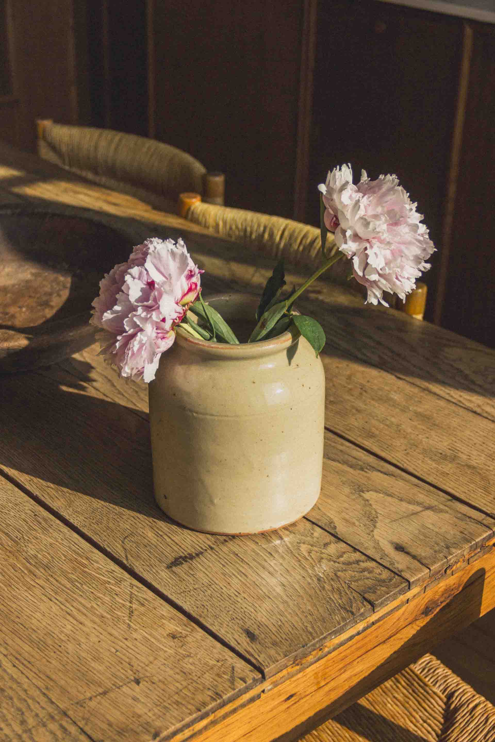Mustard pot