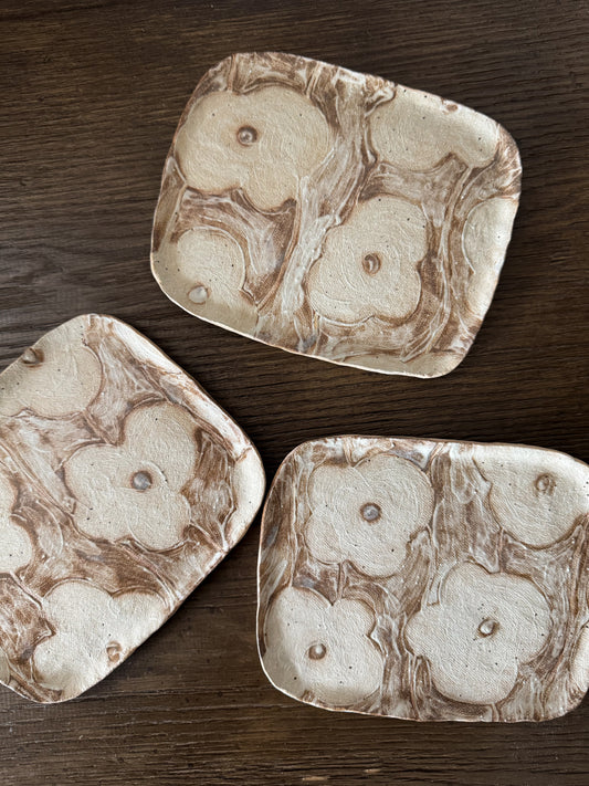 Chestnut square floral tray