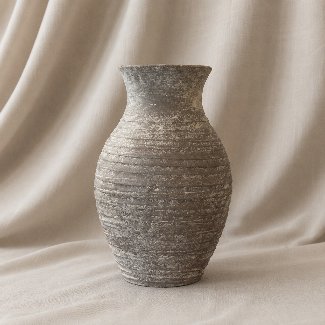 Avery Vase