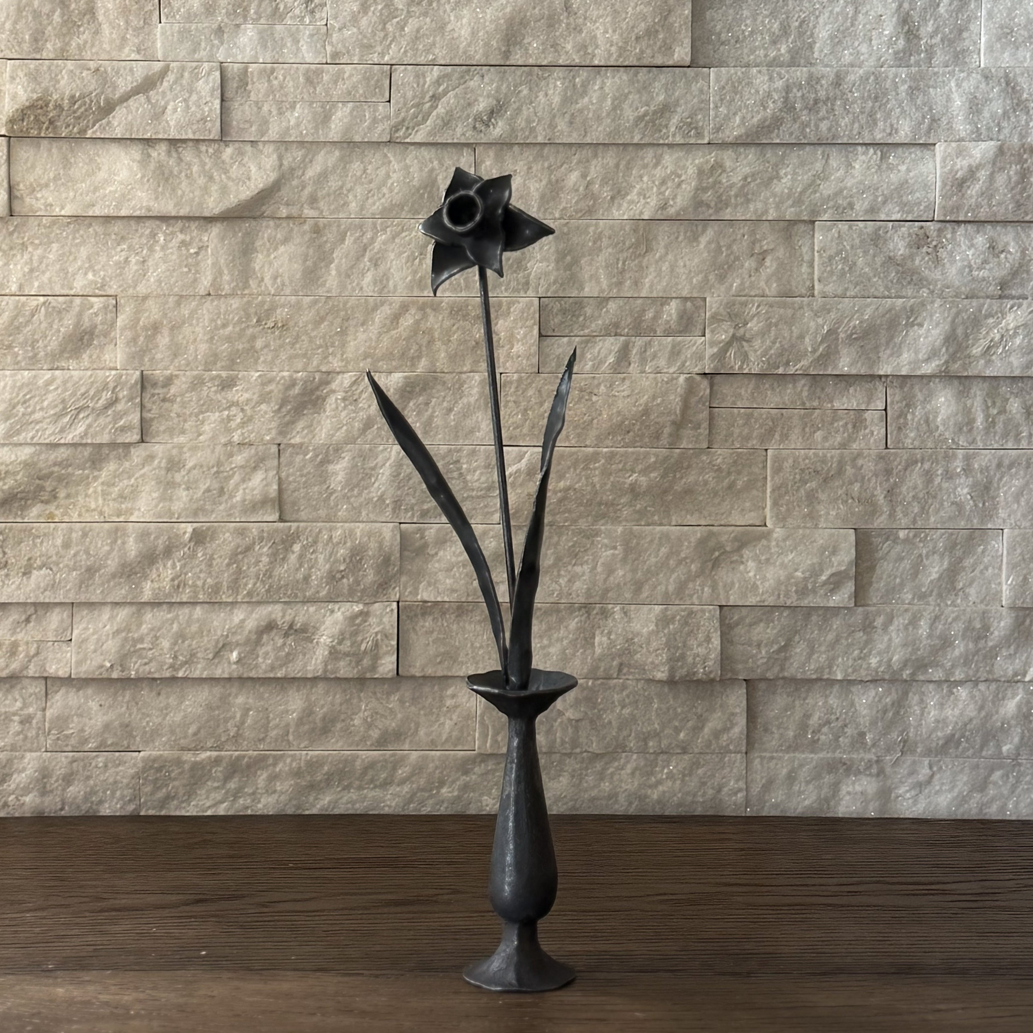 Forged Iron Daffodil