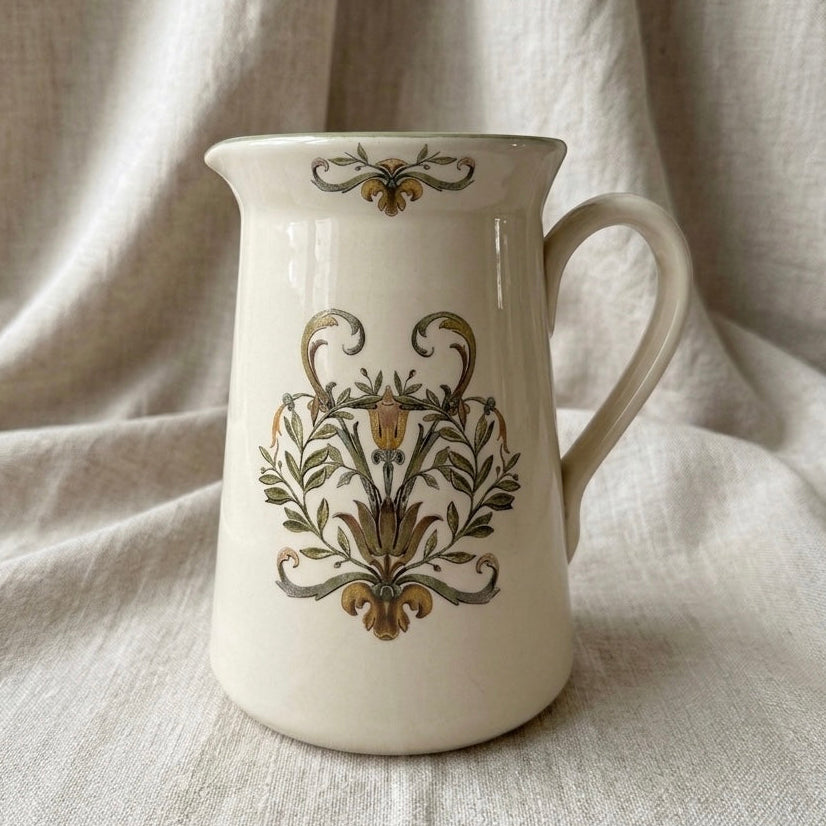 Villa Pitcher