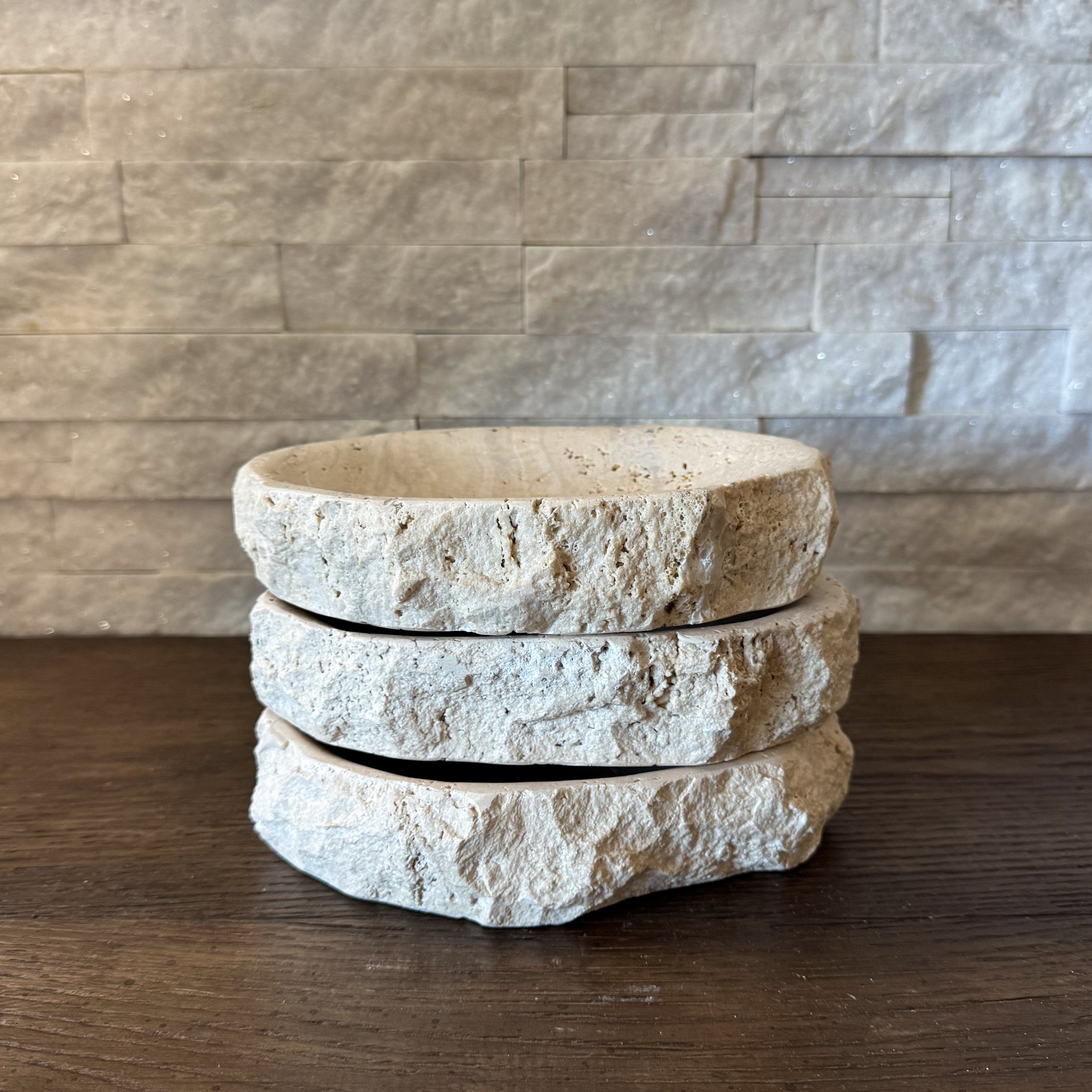 Travertine catchall