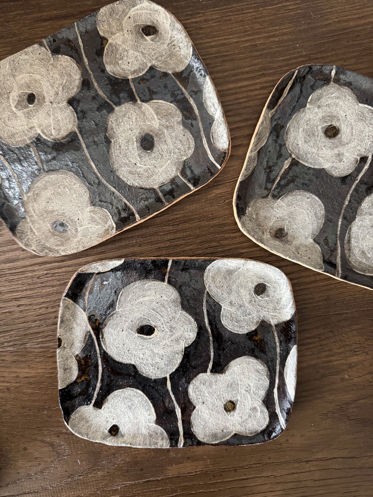 Black square floral tray