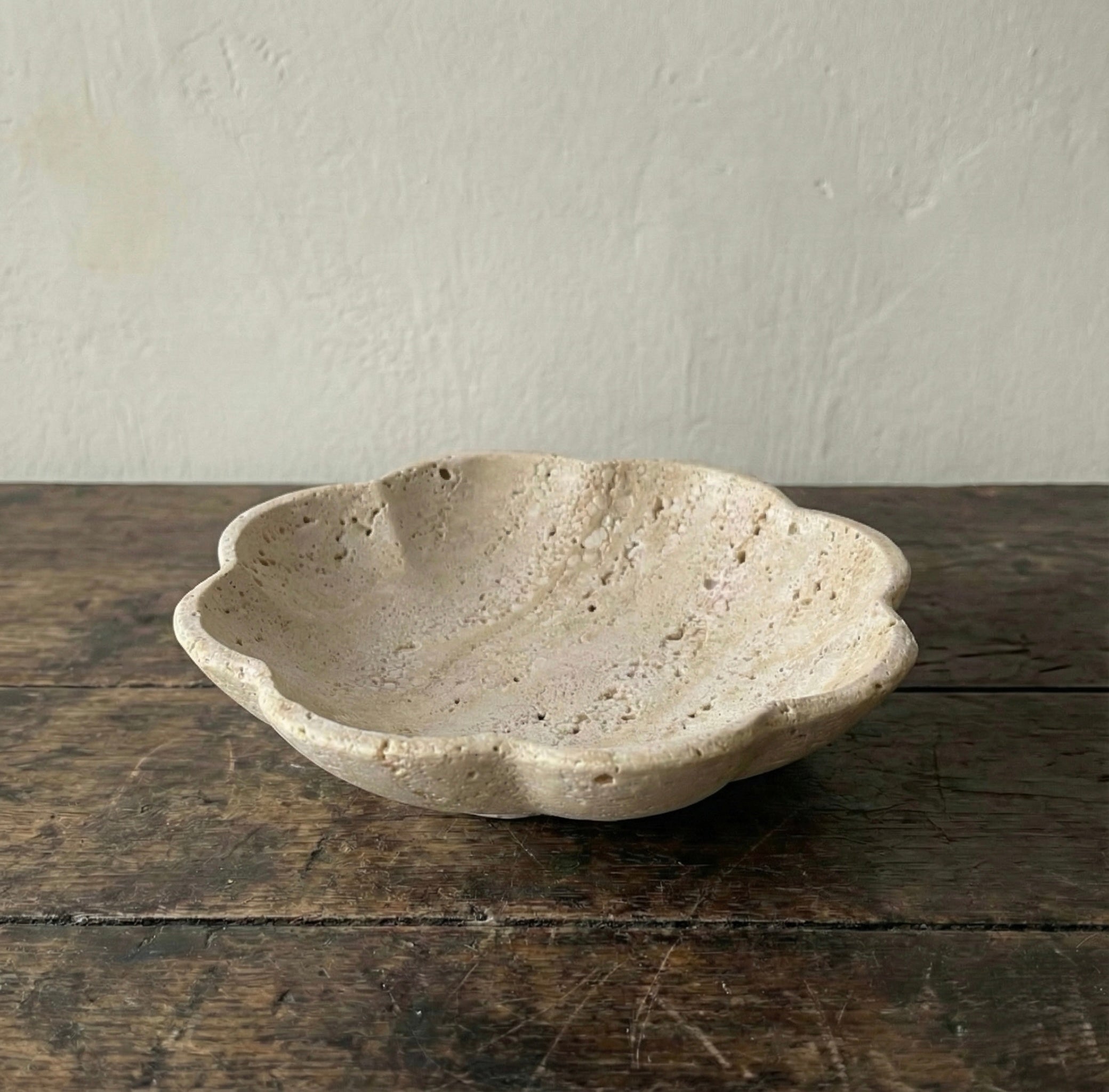Travertine Scalloped Dish