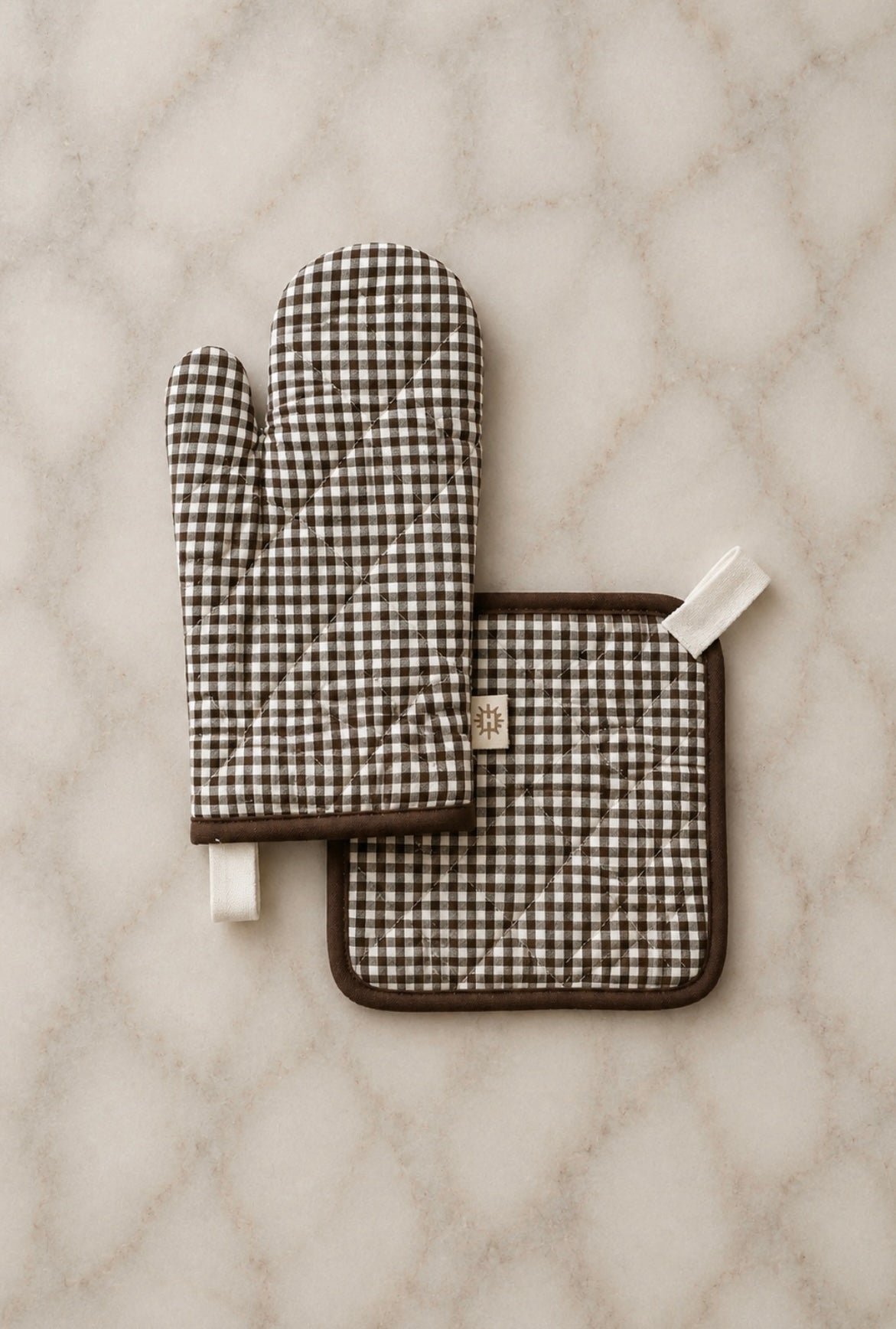 Brown Linen Gingham Oven Mitt Set