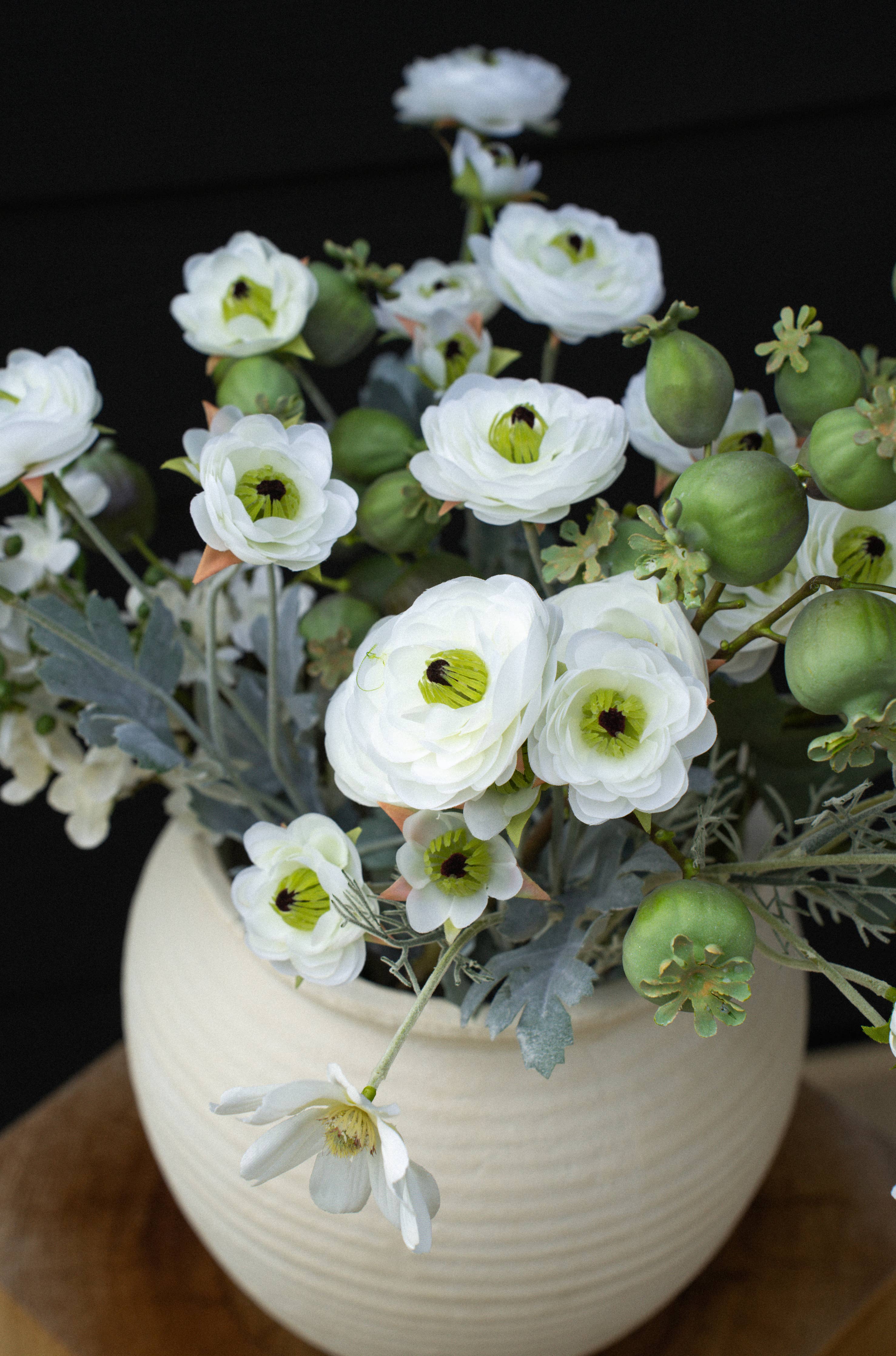 Ranunculus Spray