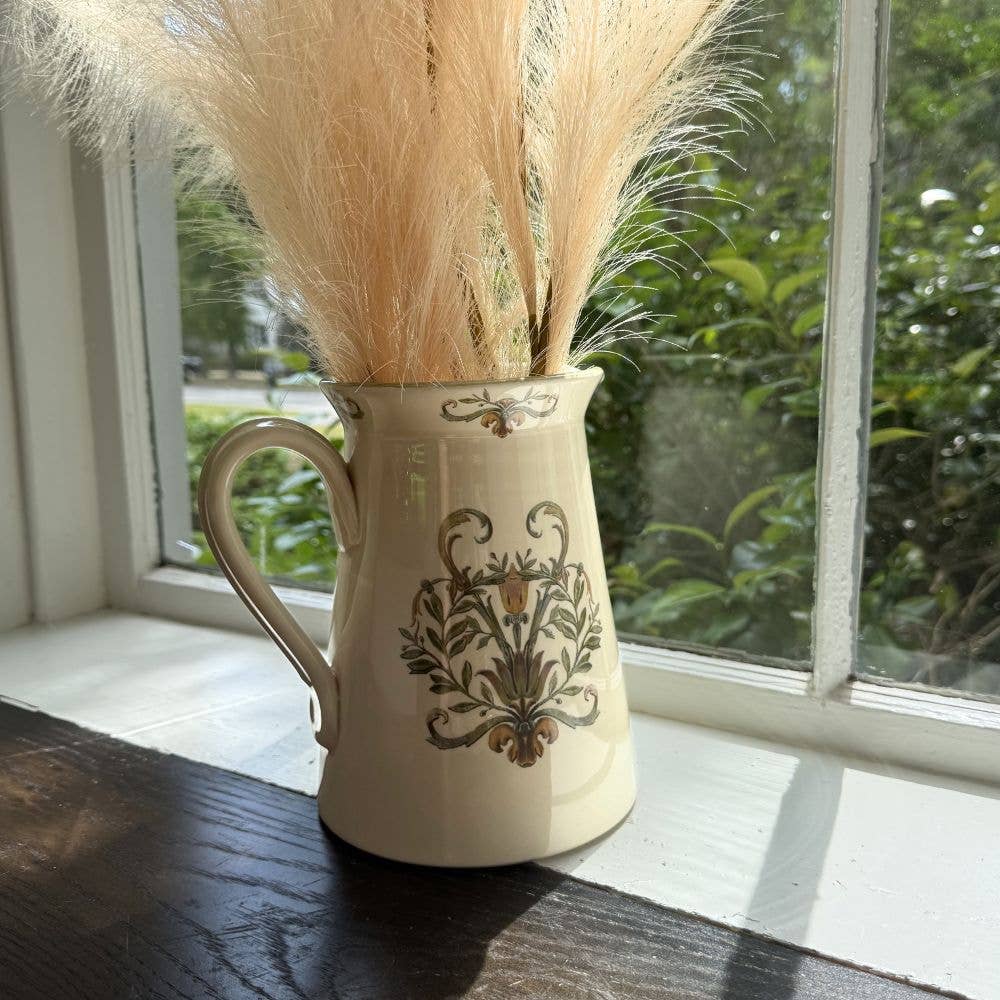 Villa Pitcher